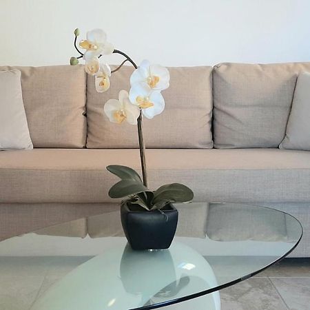 Traumferienwohnung: Meerblick-Apartment mit Privatpool in Istrien Liznjan Exterior photo